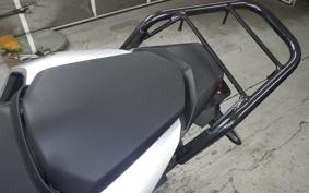 HONDA CB750 HORNET 2025 RH24