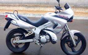 YAMAHA TDR125 DE04