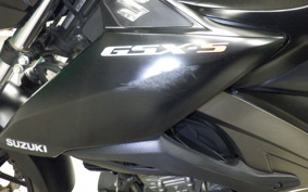 SUZUKI GSX-S125 DL32B