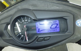 YAMAHA CYGNUS 125 XSR 3