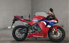 HONDA CBR600RR 2024 PC40
