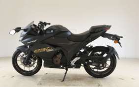 SUZUKI GIXXER 250 SF