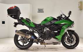 KAWASAKI NINJA H2 SX SE 2018 ZXT02A