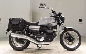 MOTO GUZZI V7 SPECIAL 2023