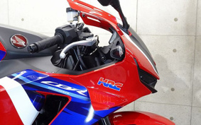 HONDA CBR600RR 2020 PC40