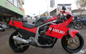 SUZUKI GSX-R750 1985 GR71F
