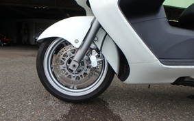 SUZUKI SKYWAVE 650LX 2011 CP52A