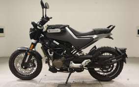 HUSQVARNA HUSQVARNA スバルトピレン125