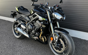 TRIUMPH STREET TRIPLE 765R 2024 HDA614