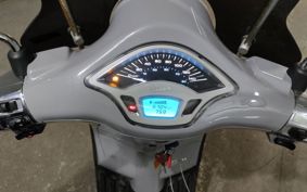 VESPA PRIMA BEIGE RA150 M82414
