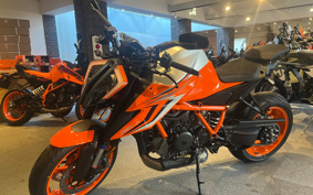 KTM 1290S-DUKE R EVO V3940