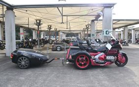 HONDA GL 1800 GOLD WING  TRIKE 2002