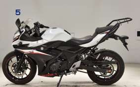 SUZUKI GSX250RA