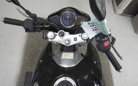 SUZUKI GSR250