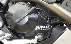 DUCATI HYPERSTRADA 820 2014