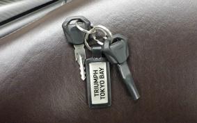 TRIUMPH BONNEVILLE BOBBER 2020