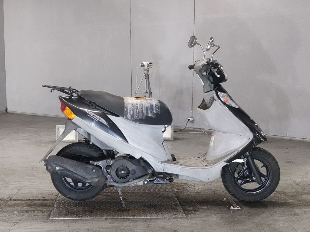 Фото Suzuki ADDRESS V125 с японского аукциона
