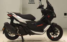APRILIA SR GT200