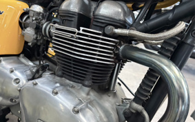 TRIUMPH THRUXTON 2006 TJ9042