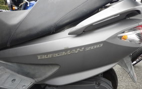 SUZUKI SKYWAVE 200 (Burgman 200) 2001 CH41A