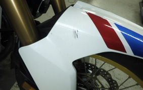 HONDA CRF1000L AFRICA TWIN DCT SD04