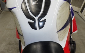HONDA CBR600RR A 2015 PC40