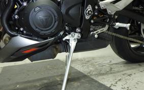 TRIUMPH STREET TRIPLE RS