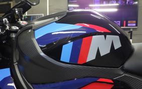 BMW M1000RR 2026