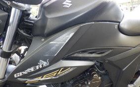 SUZUKI ｼﾞｸｻｰ250 ED22B