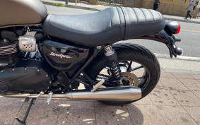 TRIUMPH STREET TWIN 2017 DAD74G