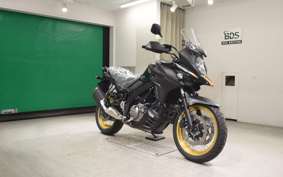 SUZUKI Vストローム650XTA 1986 C733M