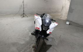 HONDA NM4 VULTUS -02 RC82