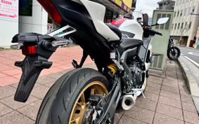 YAMAHA YZF-R7 2022 RM39J