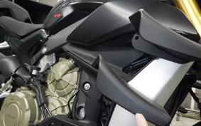 DUCATI STREETFIGHTER V4 S 2021