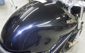 HONDA VTR 250 2007 MC33