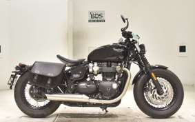 TRIUMPH BONNEVILLE BOBBER 2023