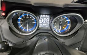 YAMAHA T-MAX 530 DX 2018 SJ15J