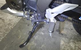 SUZUKI ｼﾞｸｻｰ250 2001 ED22B