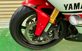 YAMAHA YZF-R1 2010 RN24J