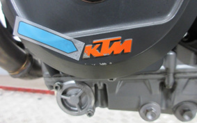 KTM 890 DUKE R 2020 TU940