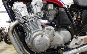 HONDA CB750F B RC04