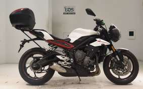 TRIUMPH STREET TRIPLE R 2018