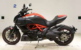 DUCATI DIAVEL Carbon 2011