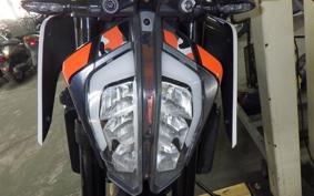 KTM 890 DUKE R 2023
