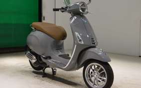 VESPA PRIMAVERA 125