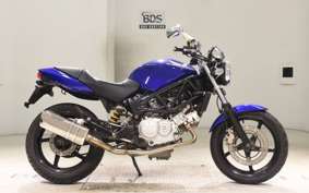 HONDA VTR 250 2024 MC33