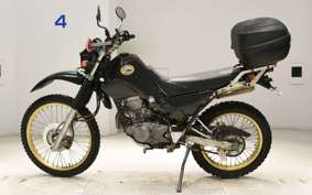 YAMAHA SEROW 225 W