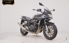 HONDA CB1300SB SUPER BOLDOR 2025