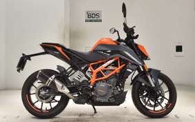 KTM 390 DUKE 2024