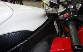 YAMAHA YZF-R1 2010
